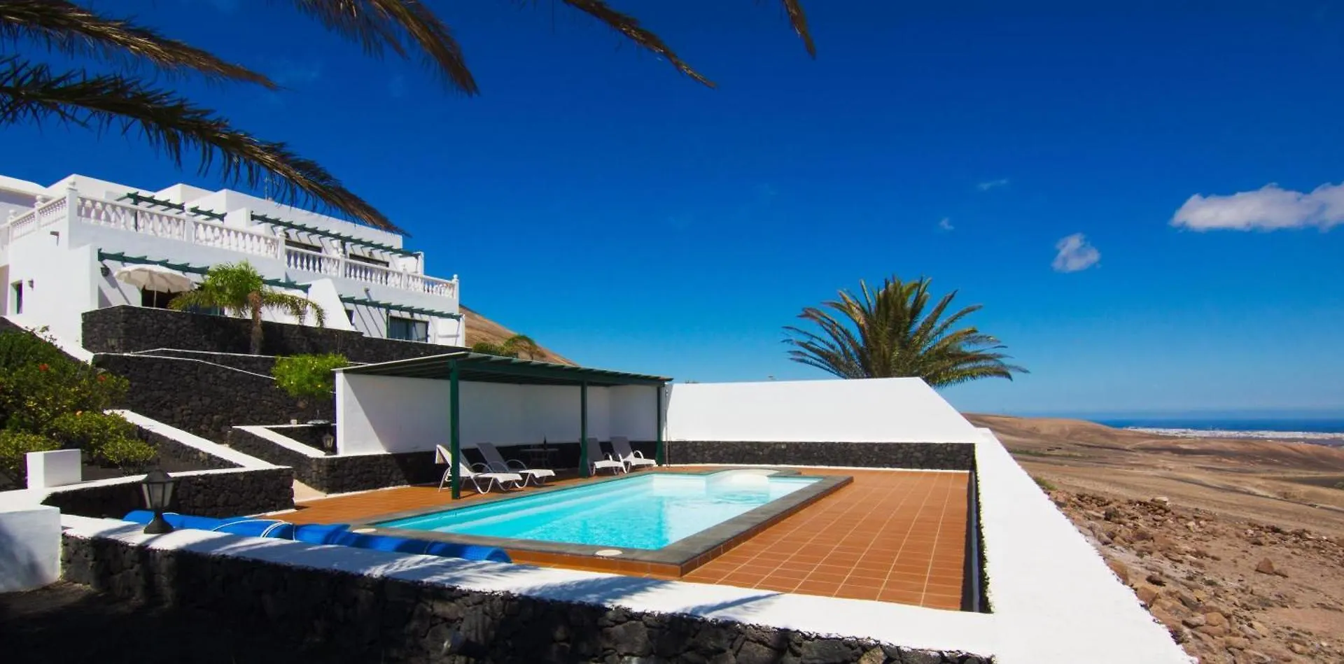 Apartment Mit Meerblick In Ruhiger Lage Tias Spain