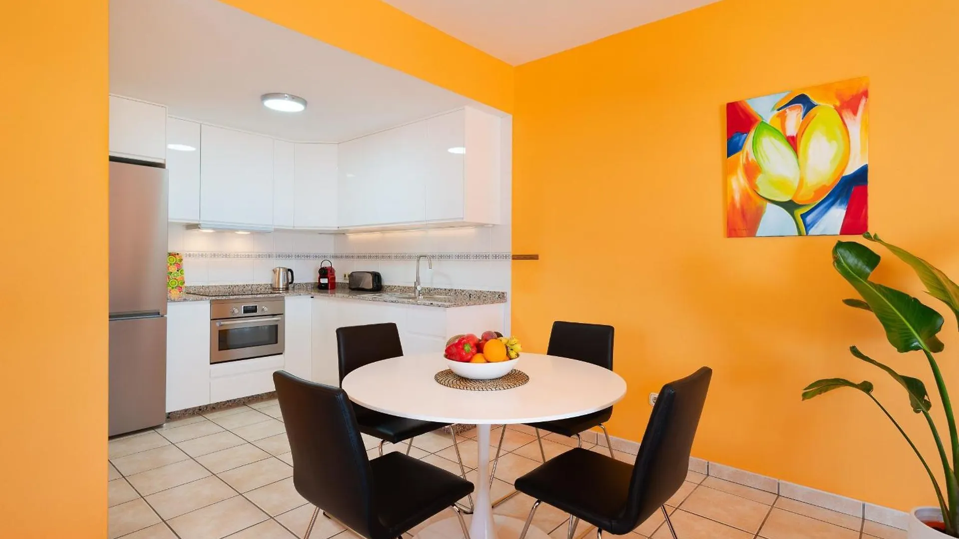 Apartment Mit Meerblick In Ruhiger Lage Tias