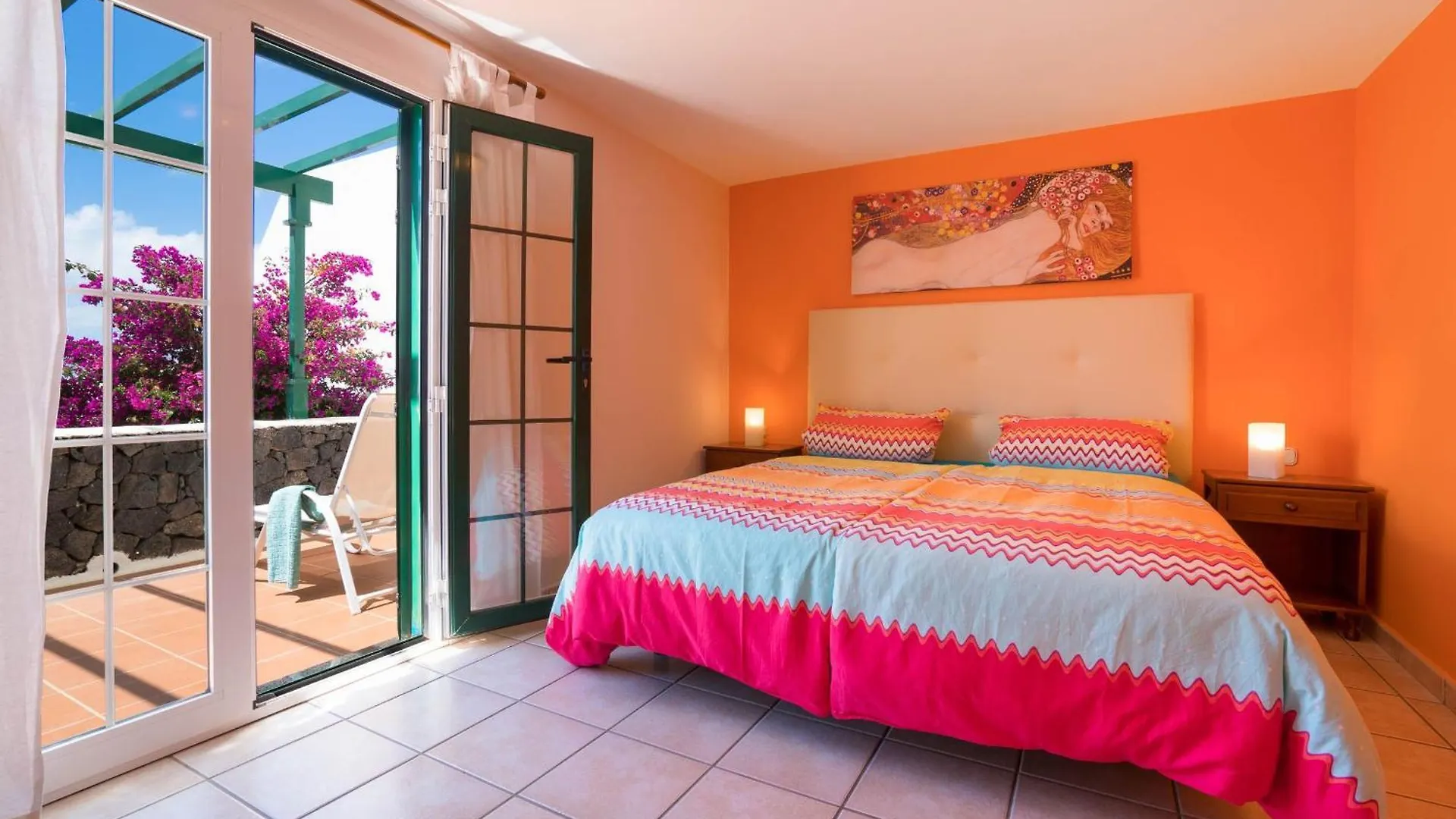 Apartment Mit Meerblick In Ruhiger Lage Tias